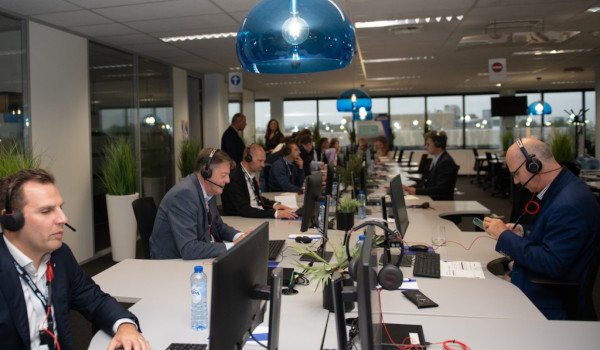 CEO Ontbijt cxos bellen 2023 600